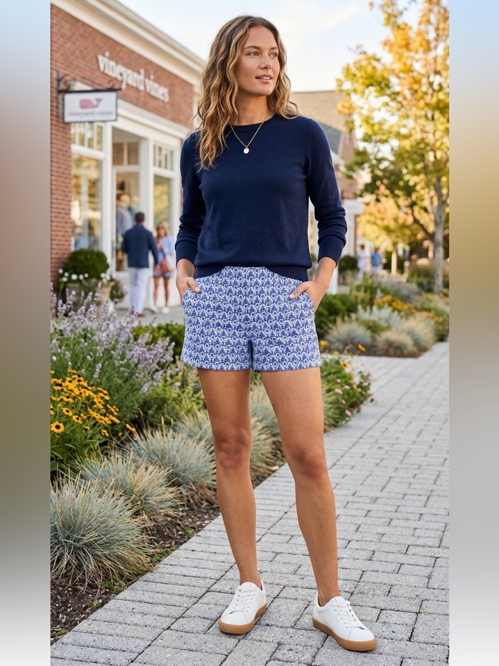 Vineyard Vines Blue Watercolor Print Shorts White Coastal Preppy Sz 0